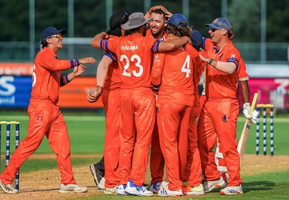 from Royal Dutch Cricket Association (KNCB) website, Photo shows Dutch men’s team celebrating during a match.
